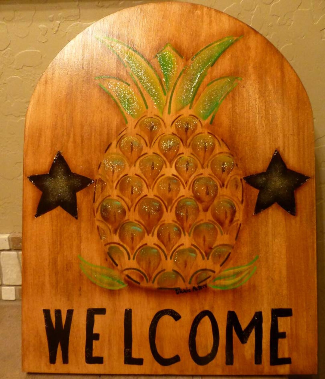 Natural Pineapple Plaque by Vickie Peters Etsy