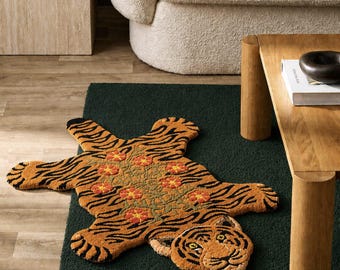 Leopard Rug Handtufted Cheetah Pelt Carpet Animal Shape Area Rug Funky Wall Tapestry Mat
