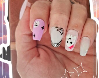 Made to Order Ghost Press-On Nails – Hand-Painted Halloween Nail Art