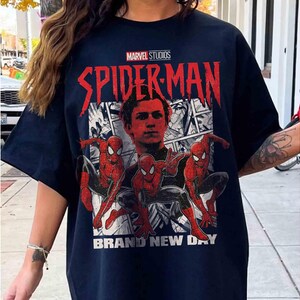 Camiseta vintage de Spider-Man de la marca New Day, camiseta retro pirata de Tom Holland, camiseta gráfica de superhéroe de Marvel, regalo para fans de Spiderman No Way Home imagen 3