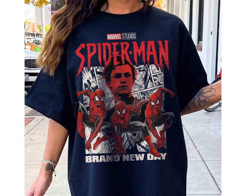 Camiseta vintage de Spider-Man de la marca New Day, camiseta retro pirata de Tom Holland, camiseta gráfica de superhéroe de Marvel, regalo para fans de Spiderman No Way Home imagen 3