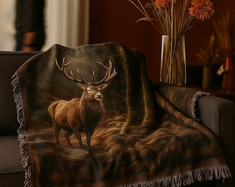 Majestatyczny pleciony koc z jeleniem leśnym | Gobelin z motywem dzikiego jelenia | Rustykalny, rustykalny styl Cottagecore i Dark Academia | Monarch of the Glen