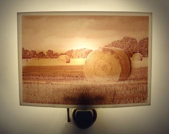 Harvest nightlight - moisson in the french countryside