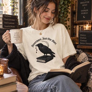 Maglietta Nevermore Raven Book / Maglietta oversize gotica a tema libri