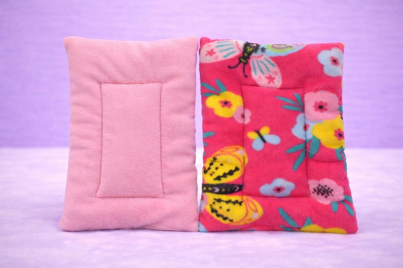 Washable Fleece Bed for Guinea Pigs and Small Pets: Handmade for Cozy Sleep image 2