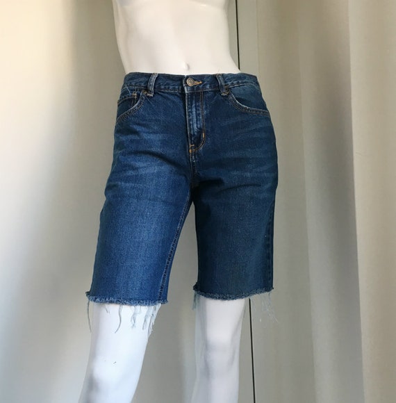 Jeans Shorts Bermuda Shorts 28 Waist Dark Denim Bermudas Frayed