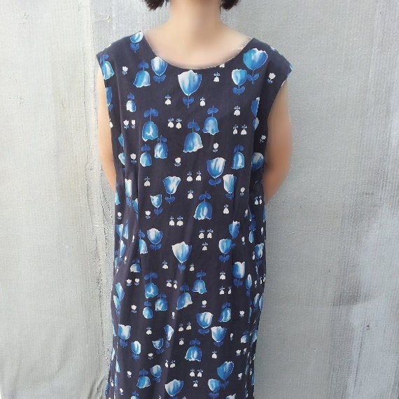 1960s Shift Dress Vintage Tulip Print Dress 60s D… - image 1