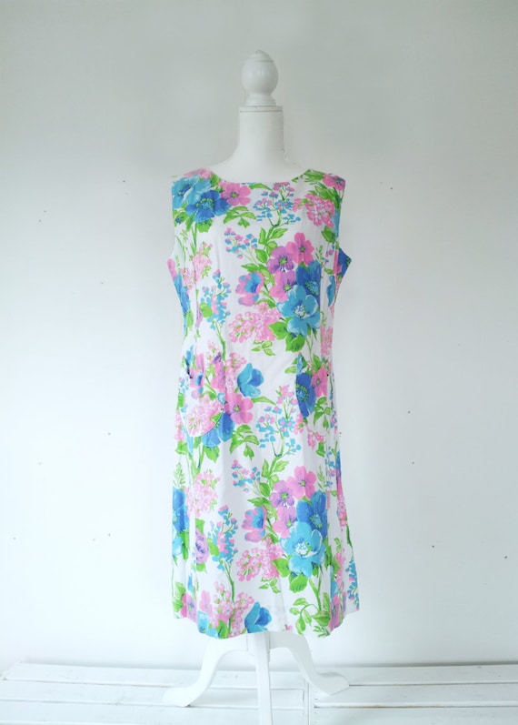 1960s Blue White Floral Shift Dress 60s Vintage P… - image 2