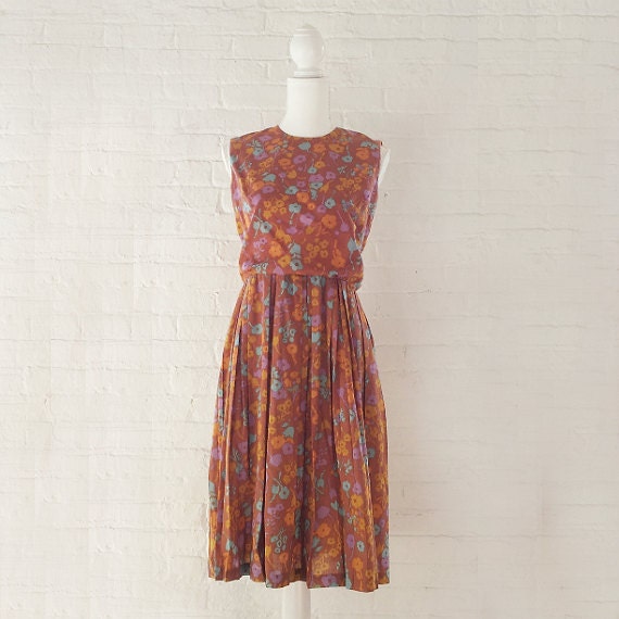 1960s Gold Floral Pleated Dress 60s Vintage Rust … - image 1