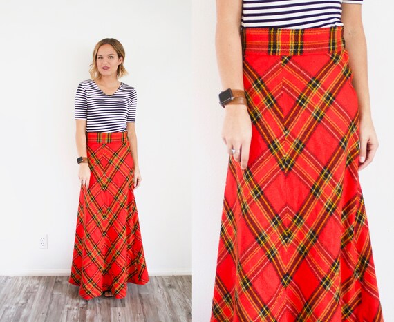 Vintage red classic maxi plaid skirt // Christmas