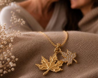 Mother Daughter Maple Leaf Necklace Gold Matching Necklace Set Meaningful Gift for Mom Canadian Jewelry Dainty Family Necklace