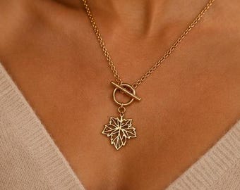 Waterproof Maple Leaf Toggle Necklace Layered Chain Stainless Steel Everyday Jewelry Tarnish Free Minimalist Canadian Charm