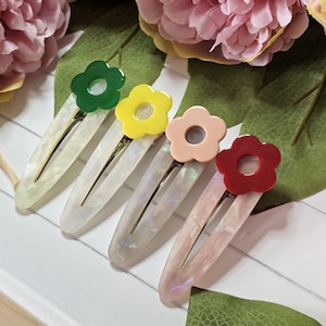 Resin Flower Hair Clip: Retro Pastel Hair Accessory