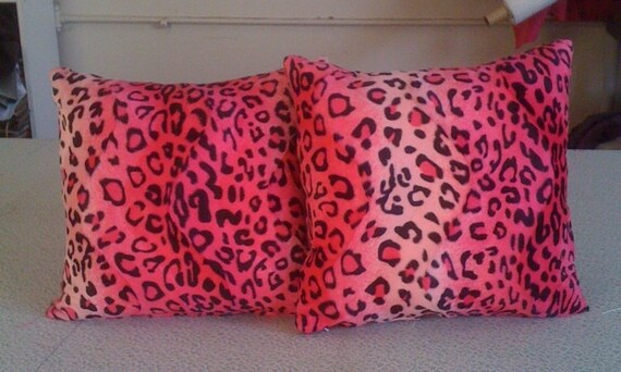 Pink Leopard Faux Fur Throw Pillows Pair 16 X 16 With Insert Included 