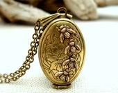 Bee locket necklace, Personalized Folding locket, Mother of 1,2,3,4,5, four photo pendant, Gift for mom, grandma gift, Maternity