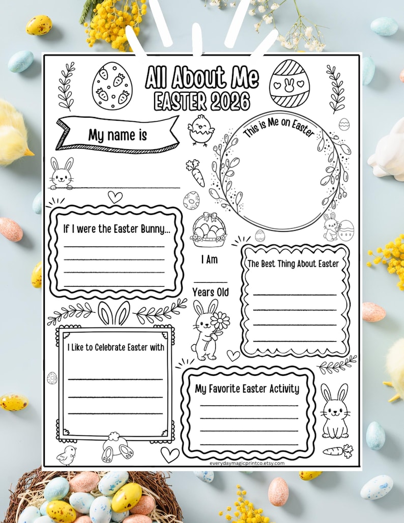 Op de afbeelding: Zwart-wit printbaar Paasactiviteitenblad getiteld "All About Me Easter 2026". Bevat invulvelden met Pasen-thema illustraties van konijnen, eieren en kuikens. Bevat de tekst "My name is", "If I were the Easter Bunny..." en "I like to celebrate Easter with".