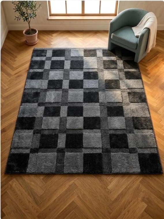 Hand Tufted Wool Checkered Area Rug, Black Grey Geometric Plush Carpet