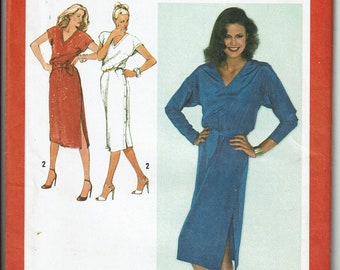 1970s Pullover Dress with Tie Belt UNCUT Sewing Pattern 70s Sizes 10 Simplicity 9285 Bust 32 1/2