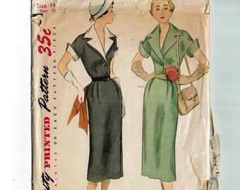 1950s Dress with detachable Collar and Cuffs Sewing Pattern Size 14 Bust 32 Simplicity 3478