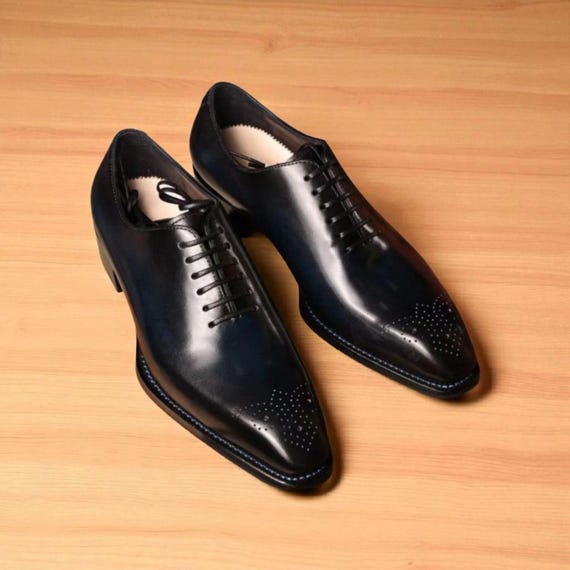 Handmade Whole Cut Black Leather Oxford Shoes: Men's Formal Dress Wear