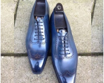 Sapatos Oxford Brogue de Couro Azul Feitos à Mão: Sapatos Sociais Masculinos