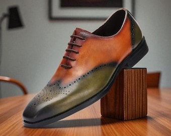 Handmade Two-Tone Leather Oxford Brogue Shoes: Men's Formal Whole Cut