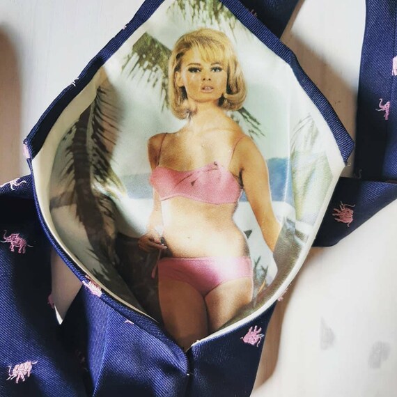Rare pinup peekaboo necktie