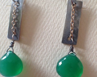 Silver wirewrapped earrings with goldfilled chain and green onyx - dangle earrings - wirewrapped earrings