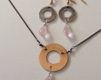 Gold-filled hammered pendant and silver disk earrings with rose quartz beads - jewelry set - dangle warrings with pink stones and pendant