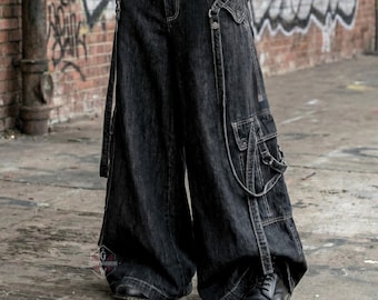 Black Oversized Wide Leg Cargo Jeans | Baggy Denim Pant | Y2K Punk Alt Grunge | Unisex Gothic Streetwear Multi Pocket Washed Bottoms Present