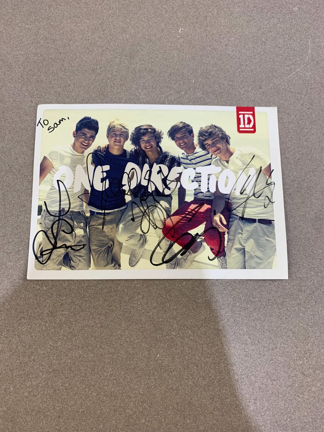 One Direction Members Autograph Foto autografiada de One Direction / Fotografía firmada de 1D ...