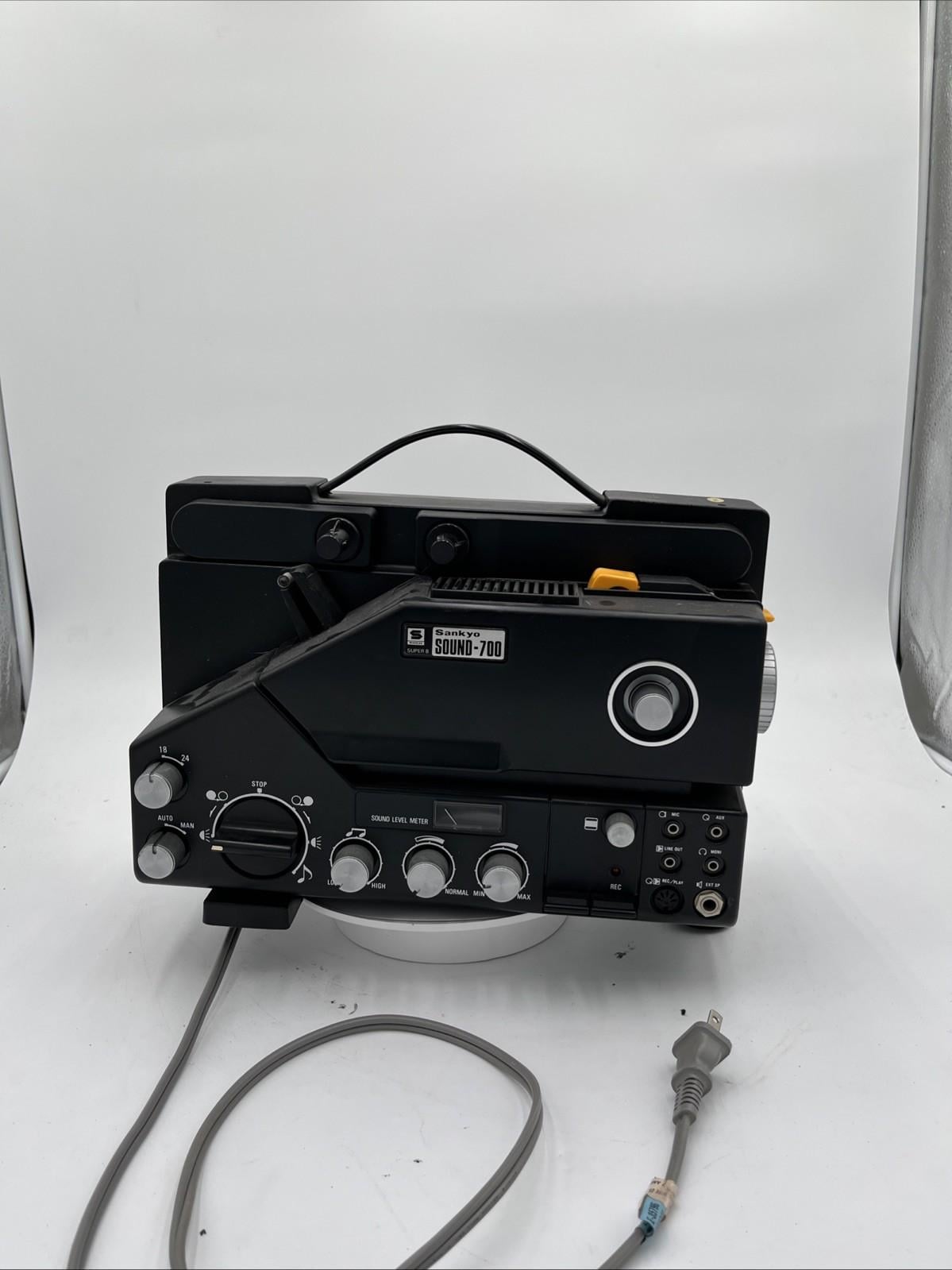 Sankyo Sound-700 Super 8 Projector | Vintage Reel-to-reel Home