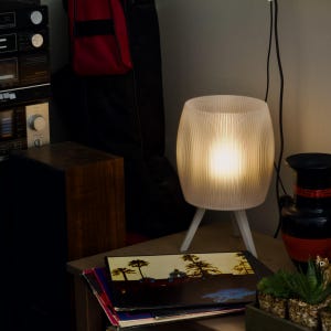 Modern Minimalist Table Lamp – Soft Ambient Light for Contemporary Cozy Home Decor - Aesthetic Room Decor - Unique Design - Recycled Plastic