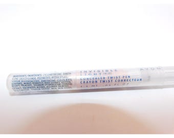 NOS Avon Invisible Light Concealer Twist Pen new