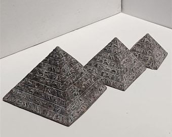 ヴィンテージピラミッド小物入れ - ブロンズ仕上げ 古代エジプト