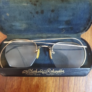 Antique Shuron 1/10 12K Gold Filled Hexagon Wire Rim Eyeglass Frames Vintage 1/10 12k gold filled - Gem main image 3