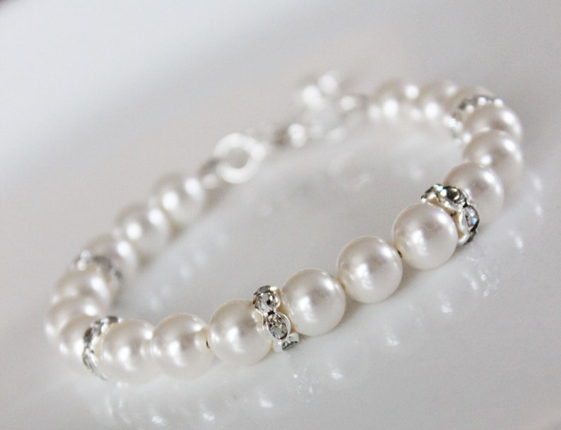 Wedding Pearl Bracelet, Bridesmaids Pearl Bracelet, Rhinestone and Pearl Bridal Bracelet, Simple Classic Wedding Jewelry image 3