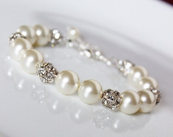 Pearl Wedding Bracelet, Rhinestone Bridal Bracelet, Swarovski Cream Pearls, Vintage Style, Bridesmaids Wedding Bracelet