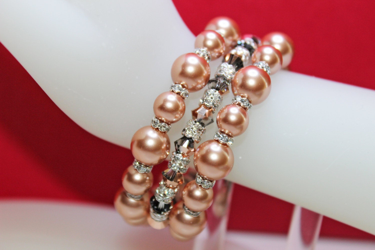 ブレスレット Gold Swarovski Crystal Pearl Cuff Bracelet Cuff Bracelet With Swarovski Crystals and Rosette Cabochon