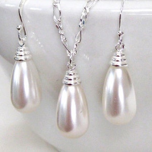 Pearl Drop Bridal Jewelry Set, Pearl Earrings Pendant Set, Bridesmaids Jewelry Gift Set,  Bridesmaids Jewelry Set, Wedding Jewelry Set