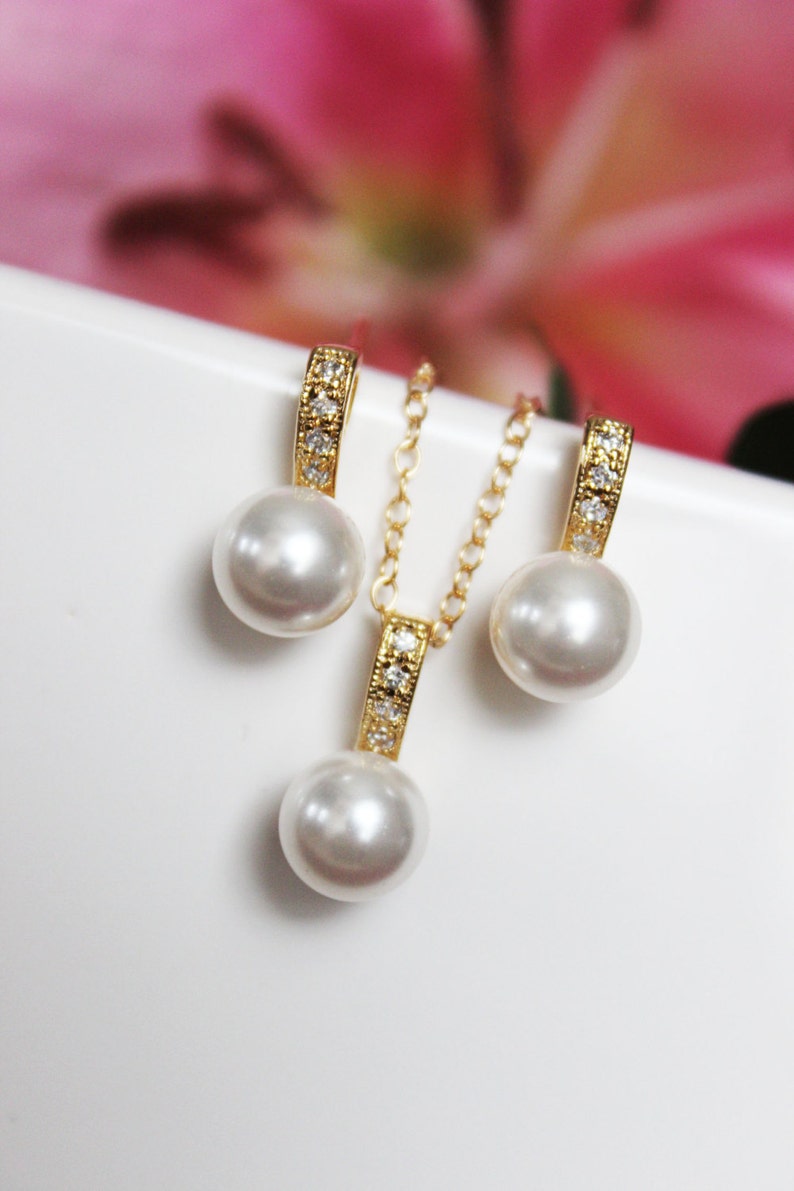 Bridal Jewelry Set. Gold Pearl Pendant. Rhinestone and Pearl Drop. Bridesmaids Jewelry Set. Emily Wedding Jewelry Set image 1