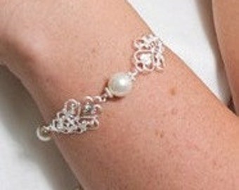 Filigree White Pearl Wedding Bracelet, Simple and Beautiful Bridesmaids Gifts, Wedding Jewelry Bracelet