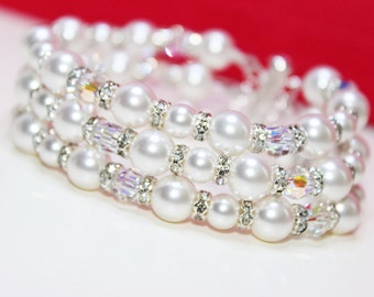 Crystal Cuff Bracelet, Swarovski pearls crystals, 3 strand cuff bracelet, Wedding Bracelet, Vintage style