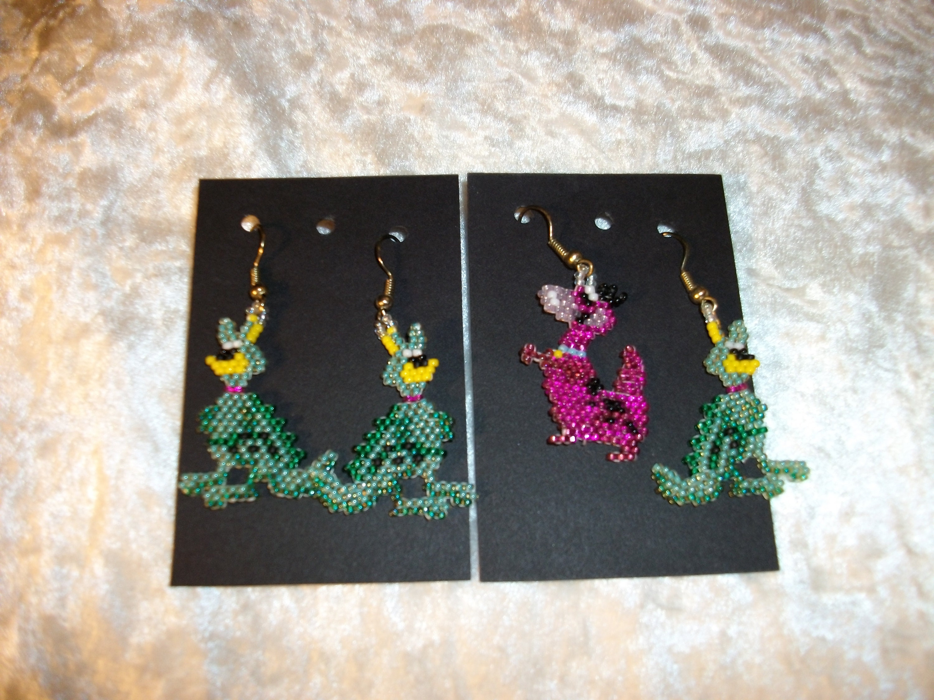 Disney Frozen 24 Pairs Sticker Earrings Dress Up with Elsa and Anna - Yahoo  Shopping