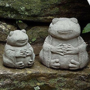 RANAS MEDITADORAS ZEN (Opciones de tamaño/color): Escultura inspiradora de piedra maciza. Regalo perfecto para el jardín del hogar. Caja fuerte al aire libre. Hecho a mano en EE.UU.