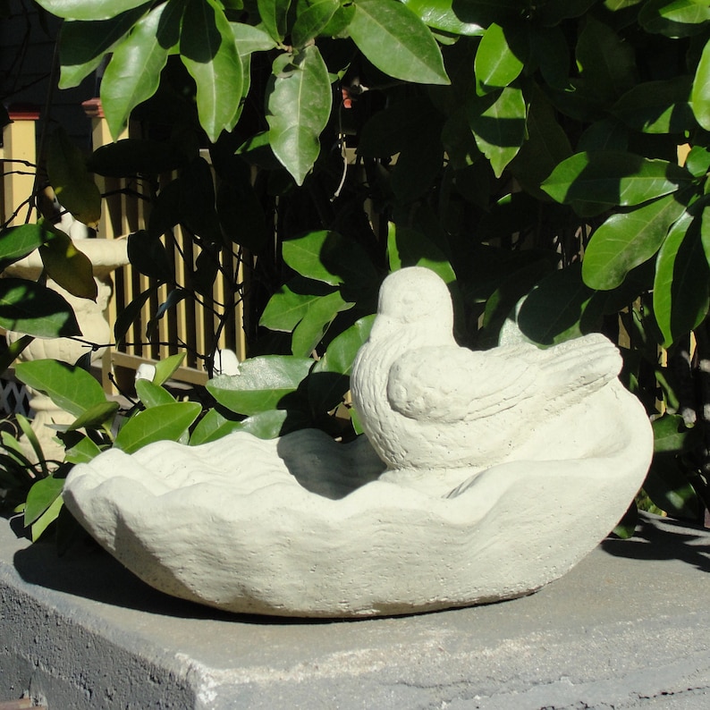 VINTAGE RUSTIC BIRDBATH 4 Color Options: Solid Stone Birdfeeder w/ Weathered Detail, Holds Water, Wildlife Safe. Handcrafted in U.S.A image 4