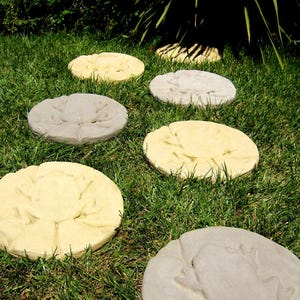 FROG STEPPING STONES (Color & Set Options): Durable Solid Stone Step Pavers. Yard Garden Path Decor. Sealed for Outdoors. Handcrafted U.S.A
