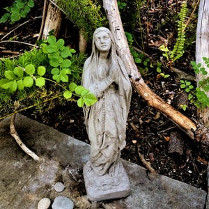 VINTAGE FRENCH MARY (Set & Color Options): Solid Stone Statue. Unique Home Decor Garden Accent Gift. Sealed for Outdoors! Handcrafted U.S.A