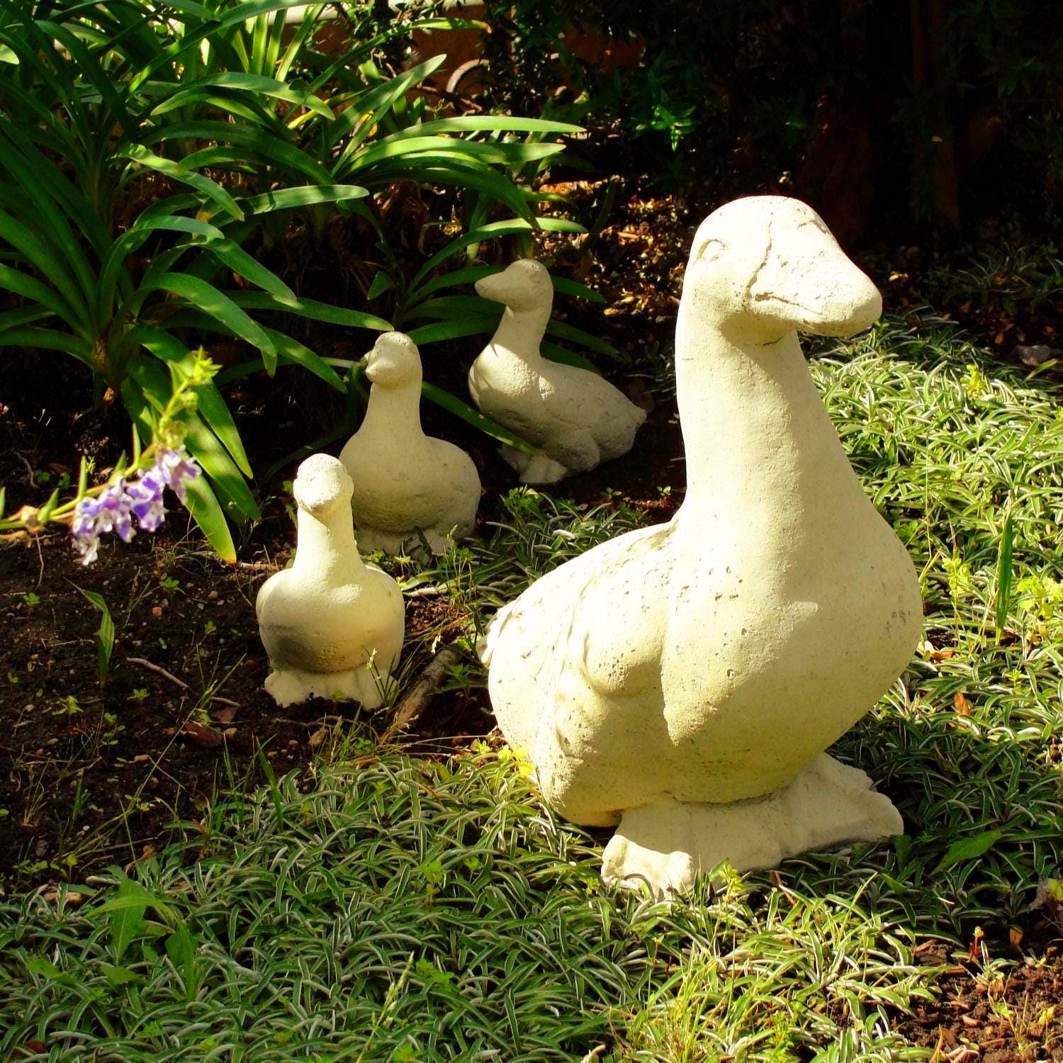 Mother Duck And Ducklings Statue Make Way For Ducklings | Boston