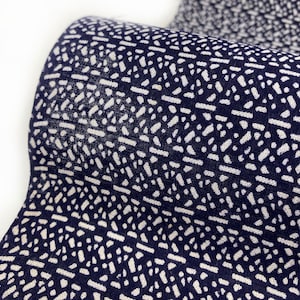 Japanese Cotton. Blue and White Cotton. Abstract Vintage Fabric. Yukata Cotton. Indigo Blue Traditional Japanese Fabric image 3